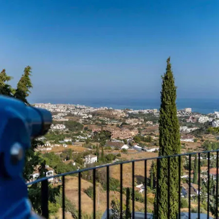 Apartment Stunning Penthouse With Sea Views,solarium,pool & Parking *