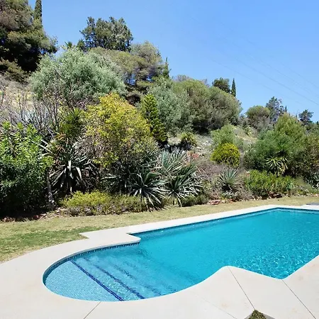 Stunning Penthouse With Sea Views,solarium,pool & Parking Apartment *